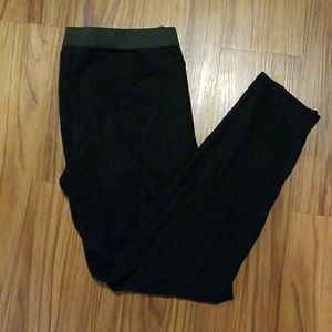 Vera Wang Large Active wear Leggings